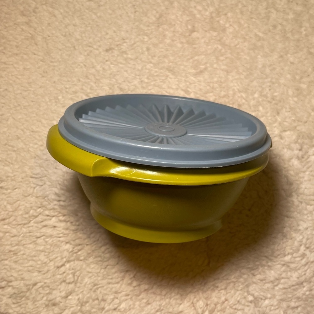 Tupperware - Servalier Bowl - Food Storage Bowl